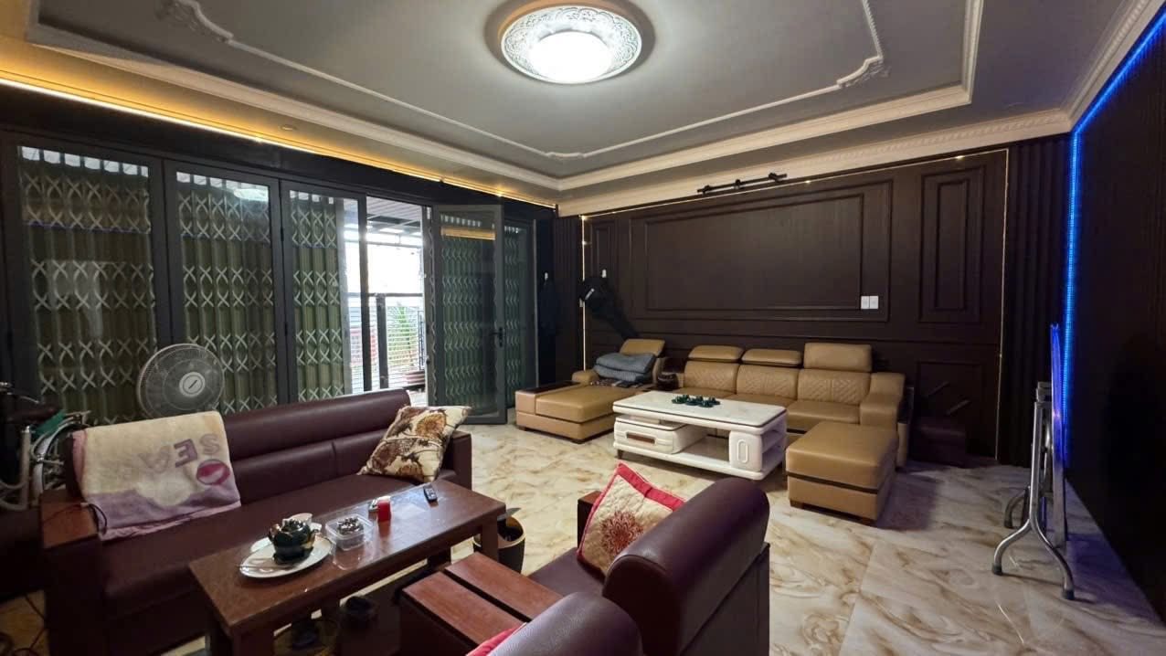 CẦN BÁN GẤP CĂN NHÀ VIEW ĐẸP đường Khe Sanh, Đà Lạt 323m2 - Ảnh chính